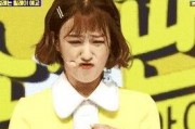 窗前的少女中文版下载 